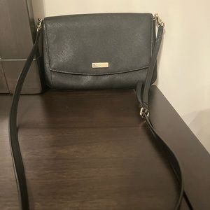 Gently used black Kate Spade crossbody. Great condition.